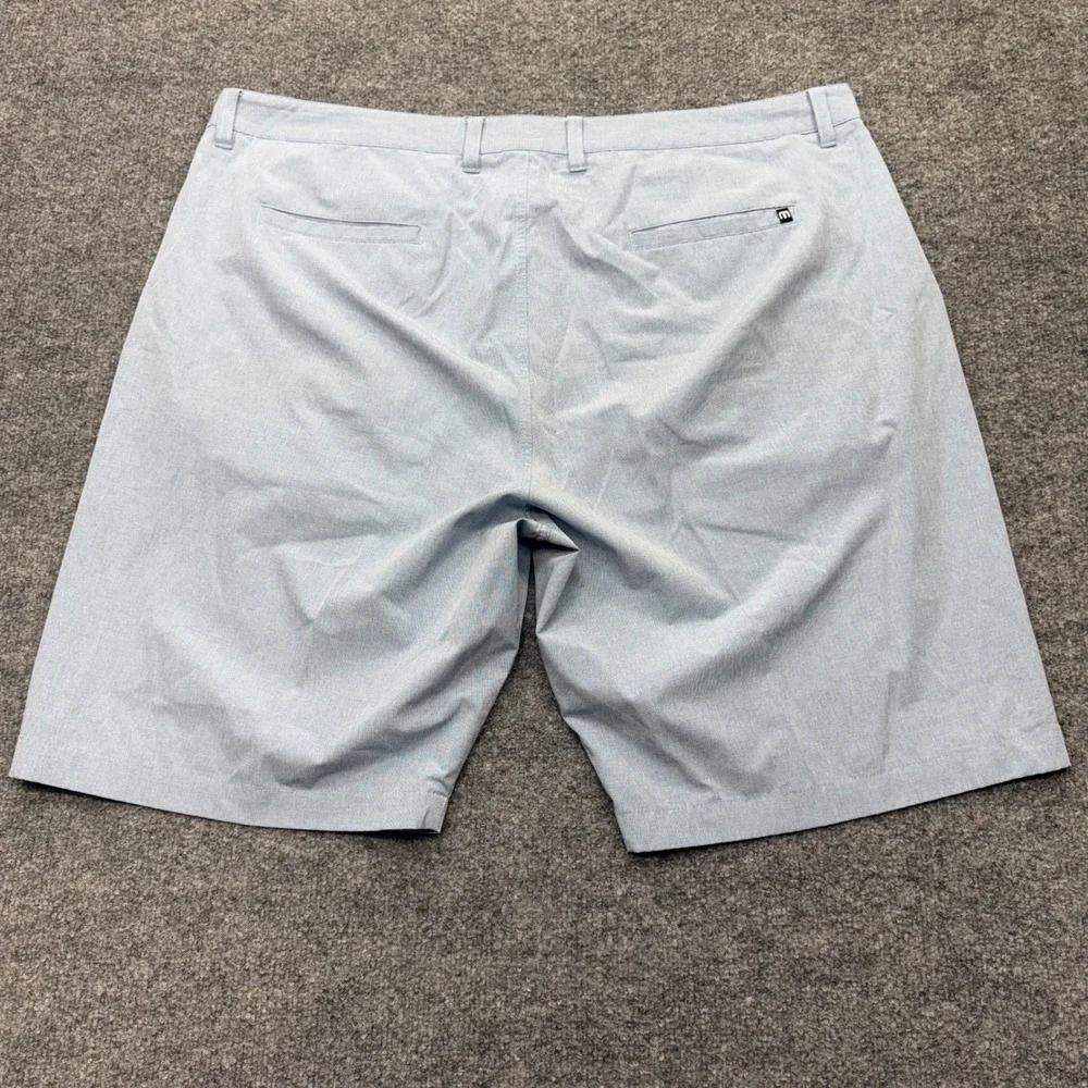 TravisMathew Mens Golf Shorts 42 Light Blue Heathered Stretch Performance Flat